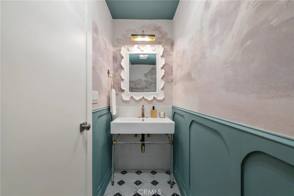 275 Fairview Road Ojai, CA 93023