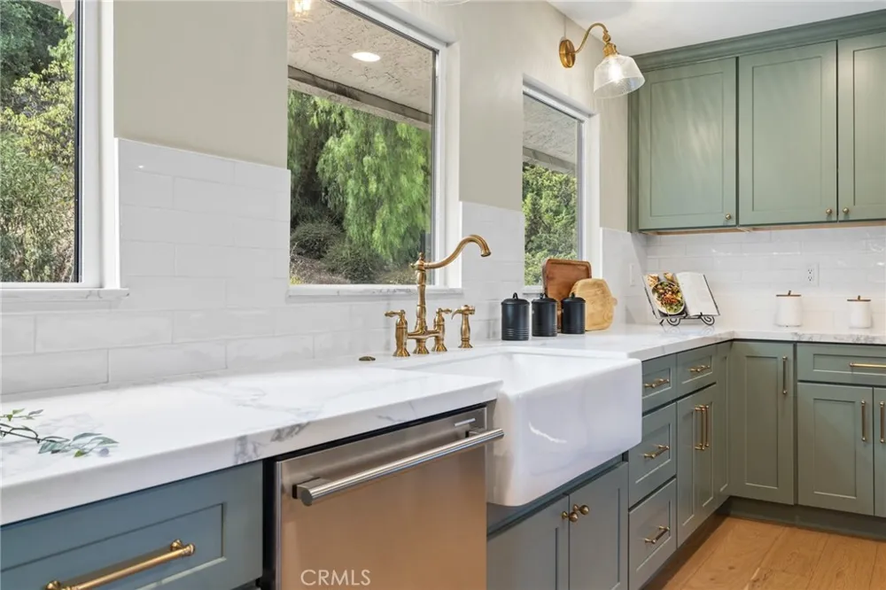 275 Fairview Road Ojai, CA 93023