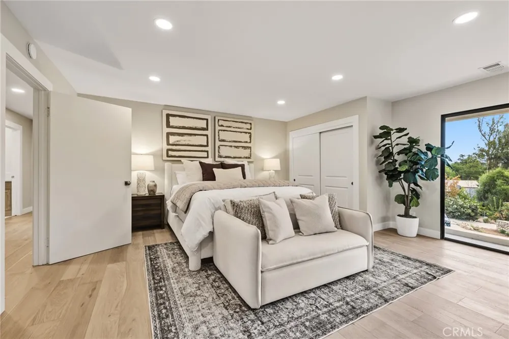 275 Fairview Road Ojai, CA 93023