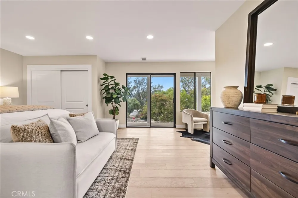 275 Fairview Road Ojai, CA 93023