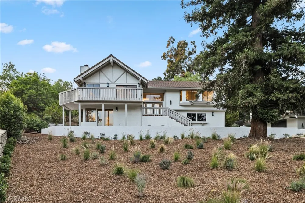 275 Fairview Road Ojai, CA 93023