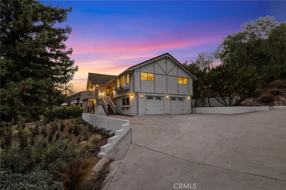 275 Fairview Road Ojai, CA 93023