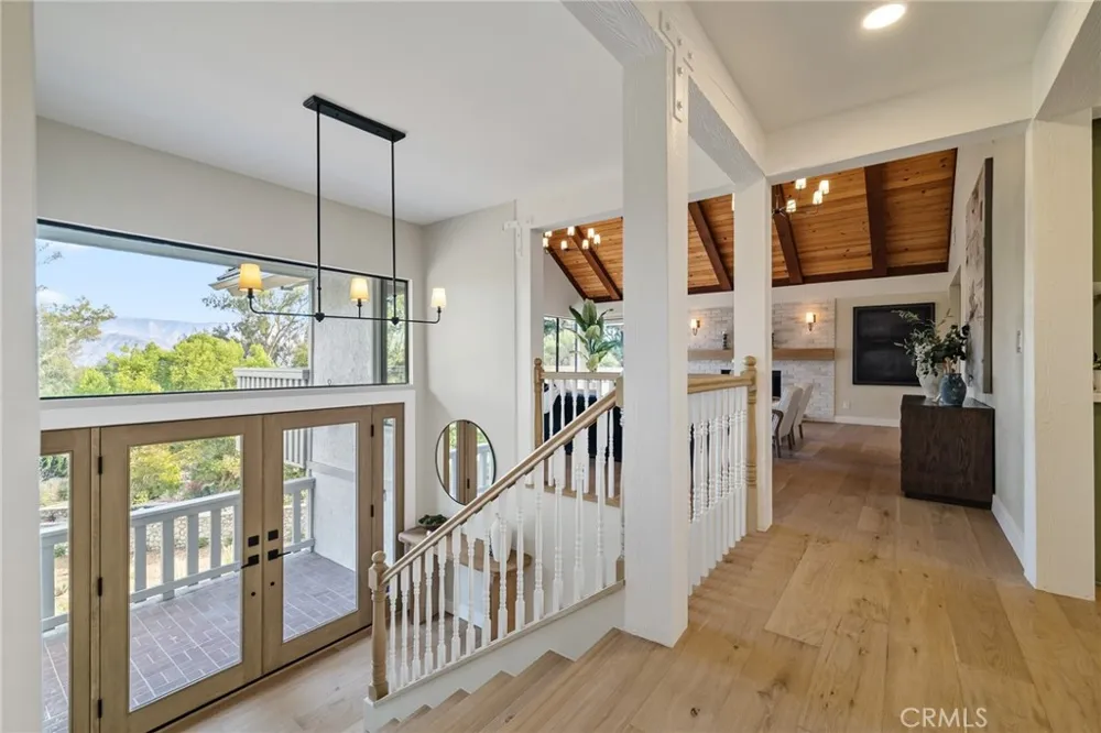 275 Fairview Road Ojai, CA 93023
