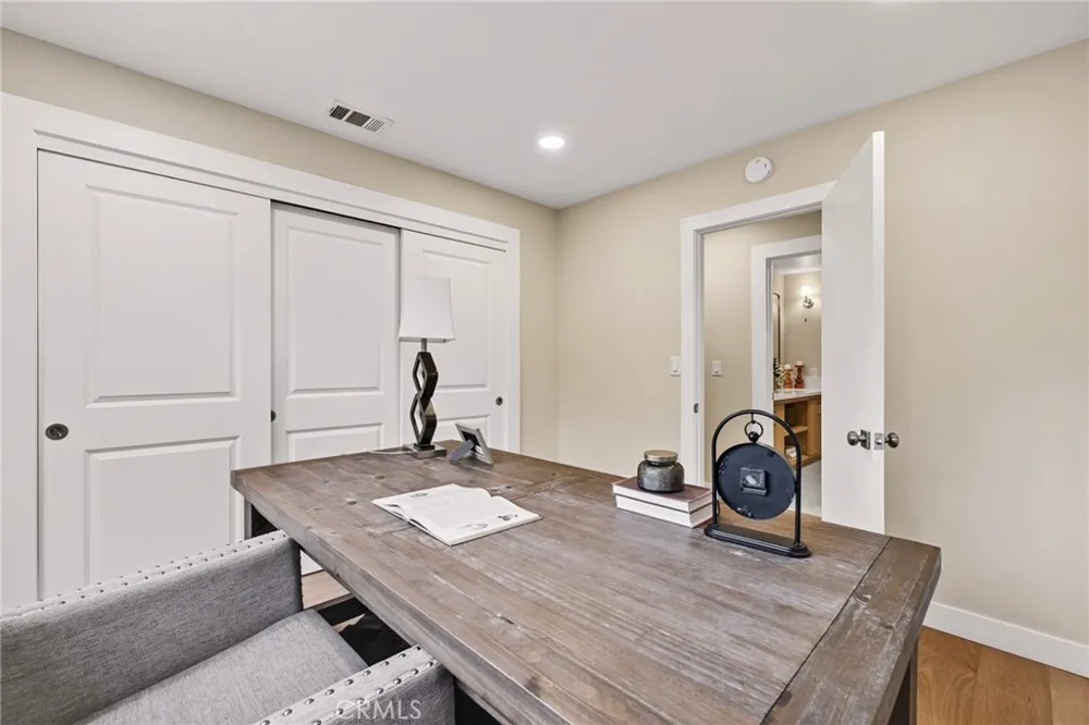 275 Fairview Road Ojai, CA 93023