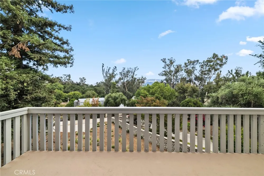 275 Fairview Road Ojai, CA 93023