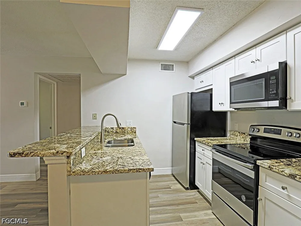 Summerlin Road #506 Fort Myers, FL 33919