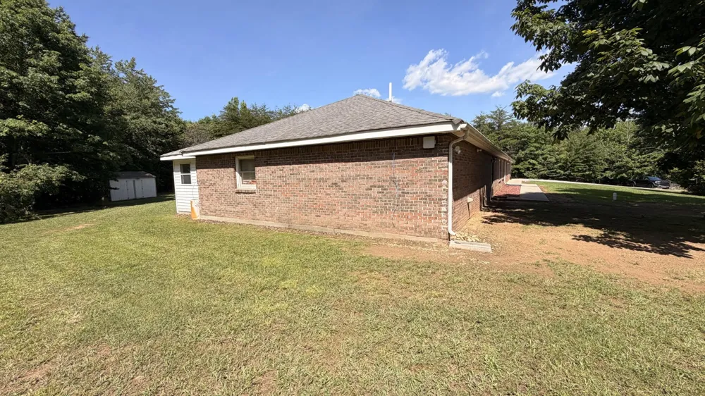 11109 Hendon Road Graysville, TN 37338