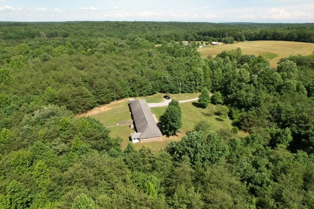 11109 Hendon Road Graysville, TN 37338