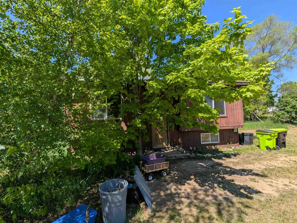 5527 Old Maple Trail Blair Township, MI 49637