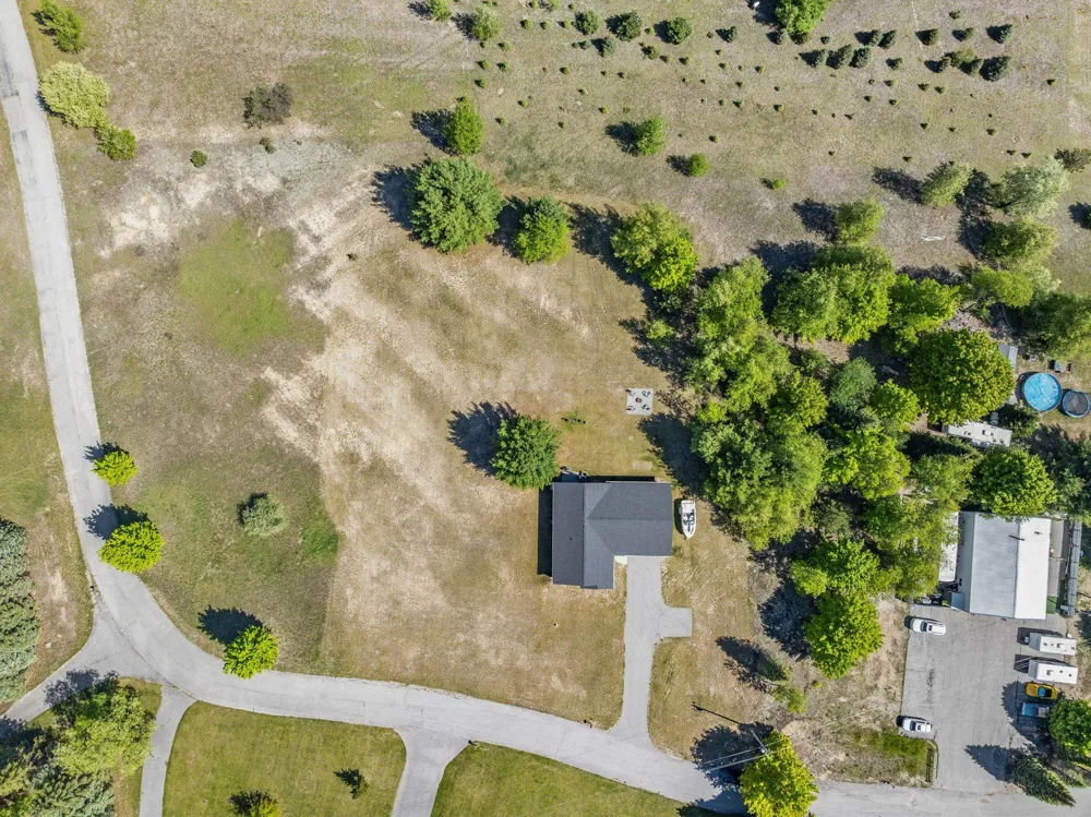 18880 Lance Lane Inland Township, MI 49643