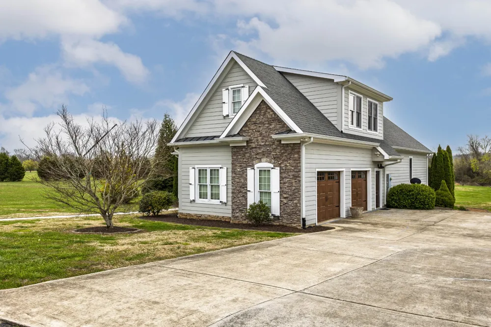 468 Melrose Place Dayton, TN 37321