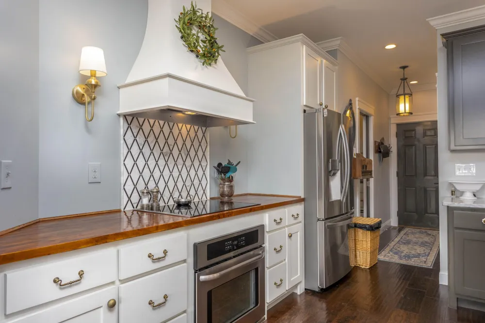 468 Melrose Place Dayton, TN 37321