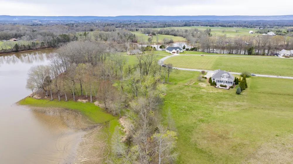 468 Melrose Place Dayton, TN 37321
