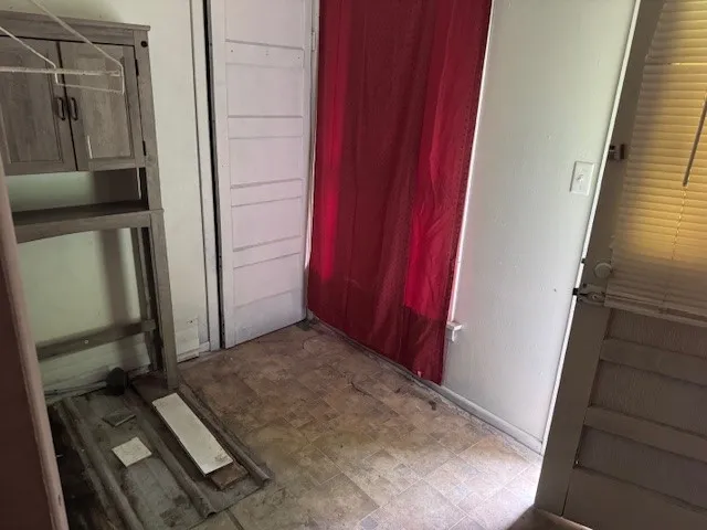 704 Cedar Street Paris, TX 75460