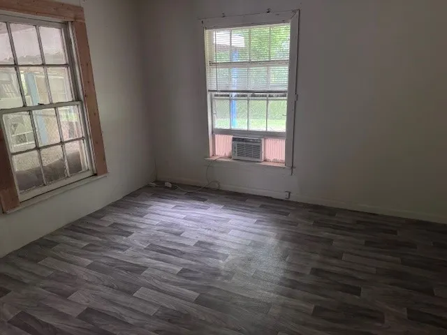 704 Cedar Street Paris, TX 75460