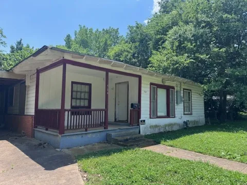 704 Cedar Street
