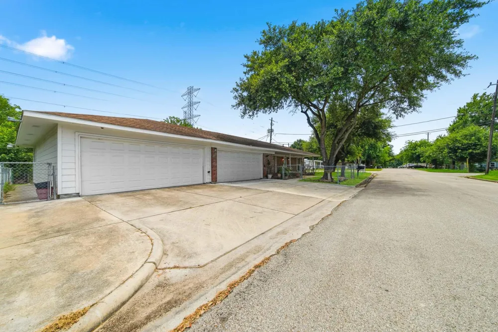 701 Crown Street Galena Park, TX 77547