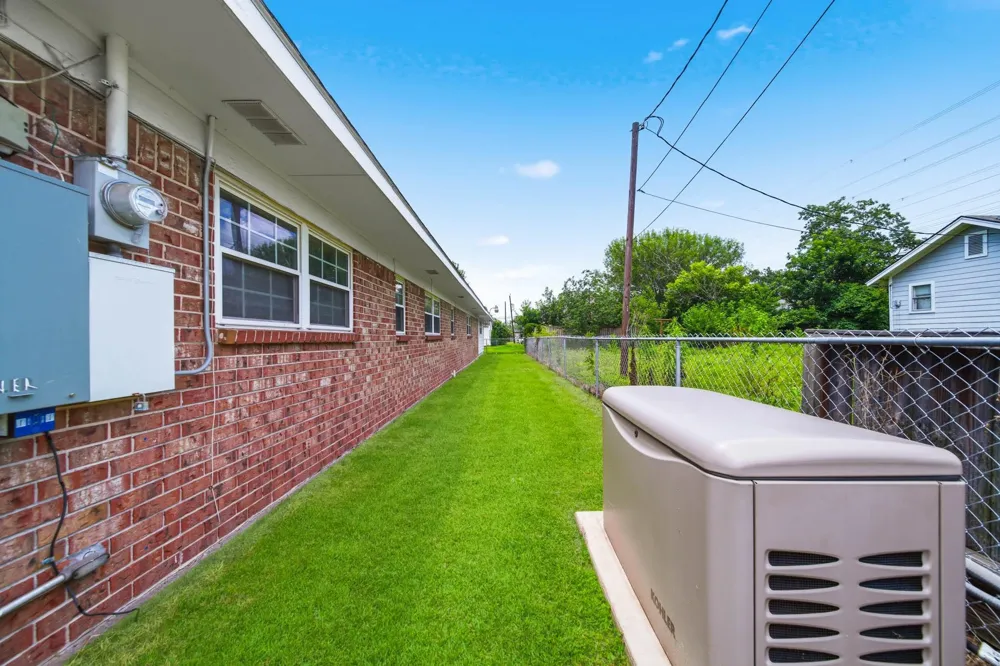 701 Crown Street Galena Park, TX 77547