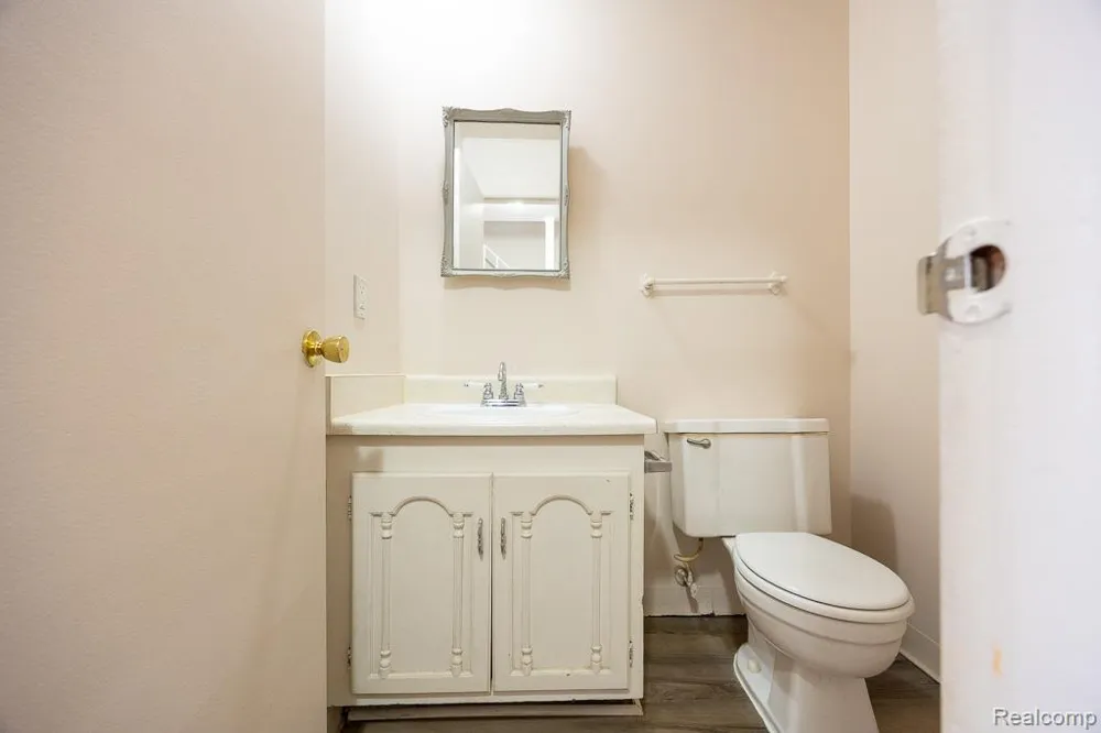 21642 Hidden Rivers Drive Southfield City, MI 48075