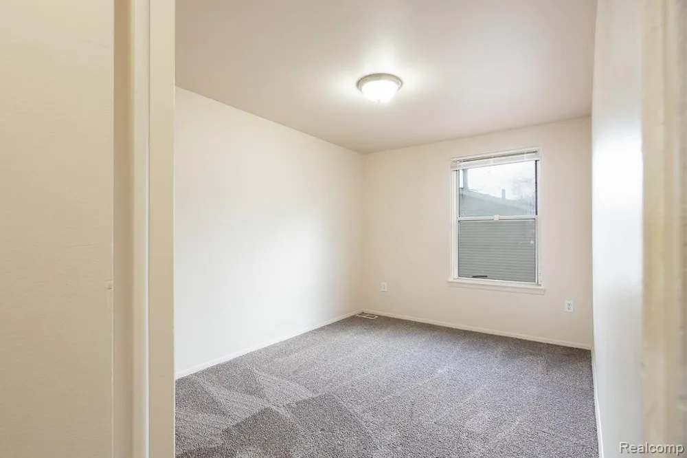 21642 Hidden Rivers Drive Southfield City, MI 48075