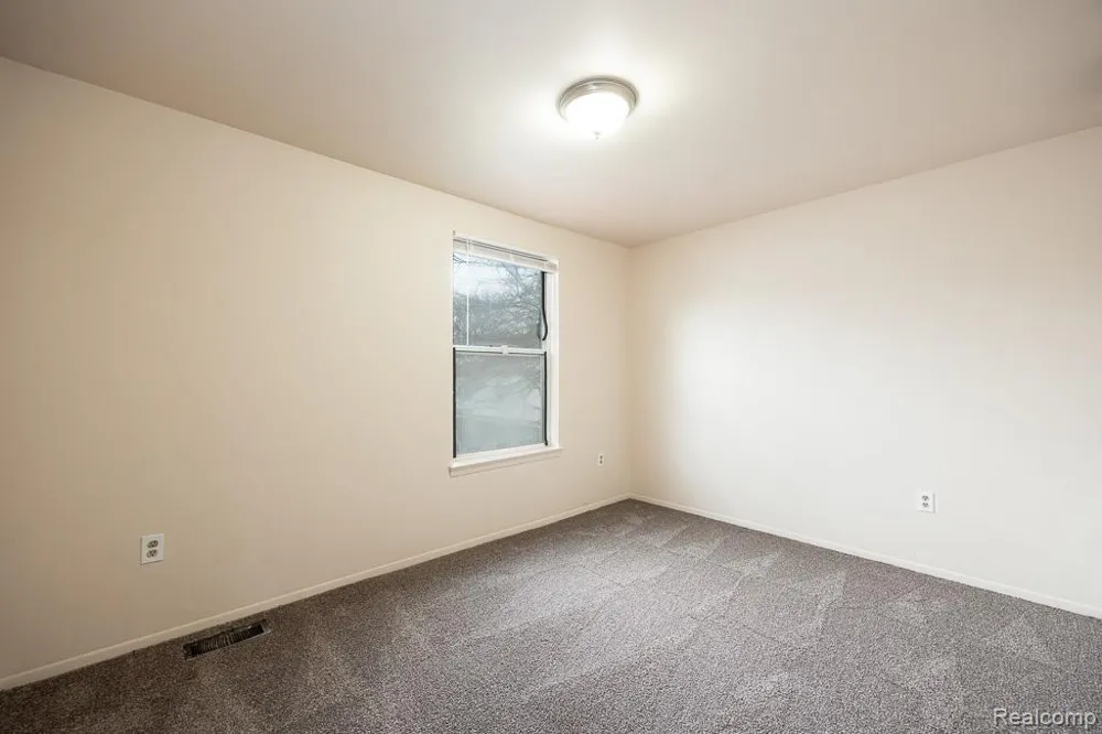 21642 Hidden Rivers Drive Southfield City, MI 48075