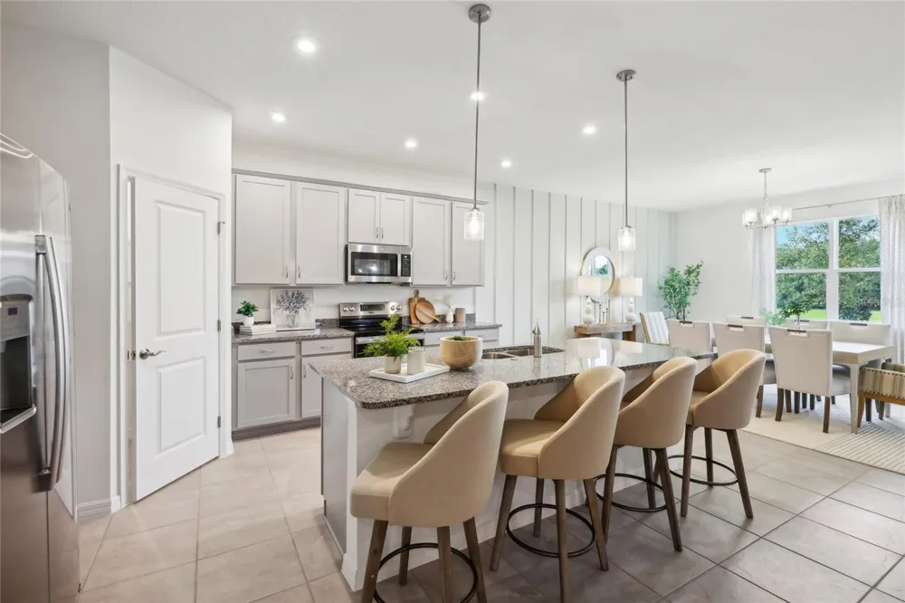 12906 CARA COURT Grand Island, FL 32735