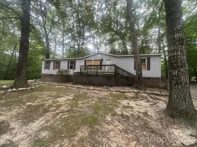 1018 Love Valley Road