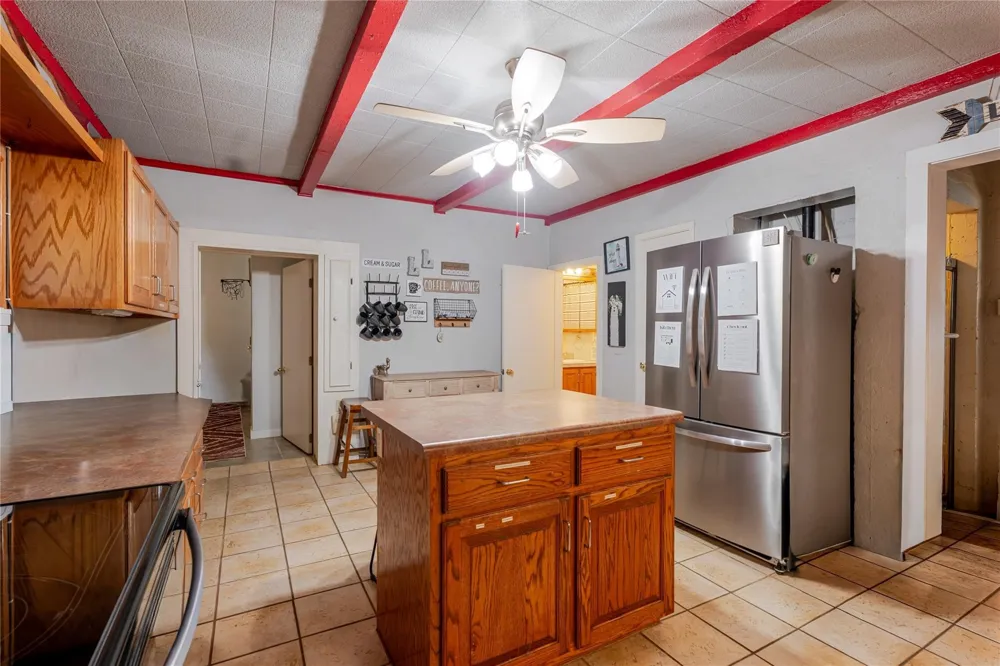 1601 Forum Circle #156 Graford, TX 76449