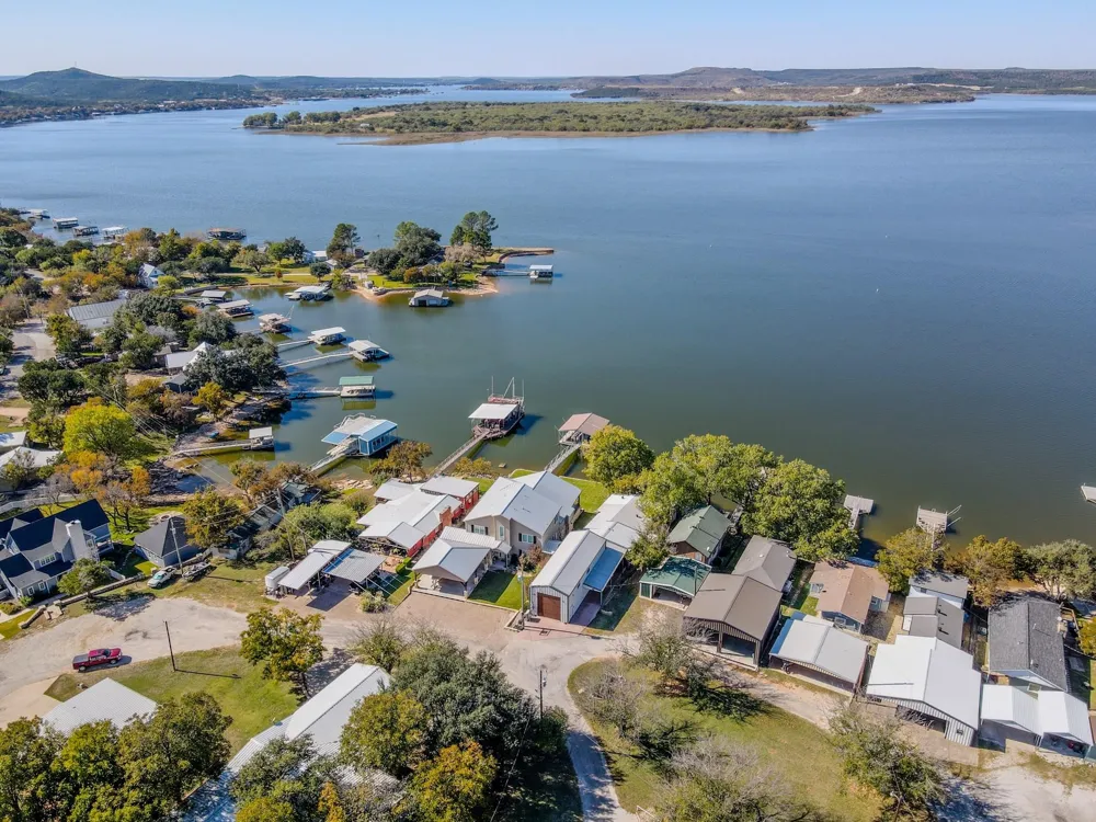 1601 Forum Circle #156 Graford, TX 76449