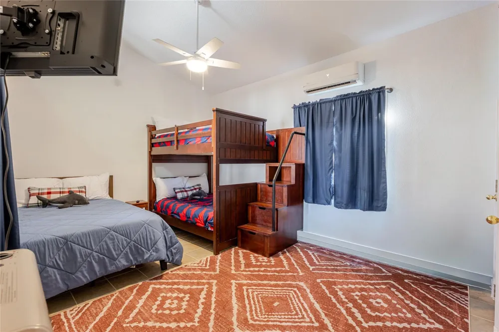 1601 Forum Circle #156 Graford, TX 76449