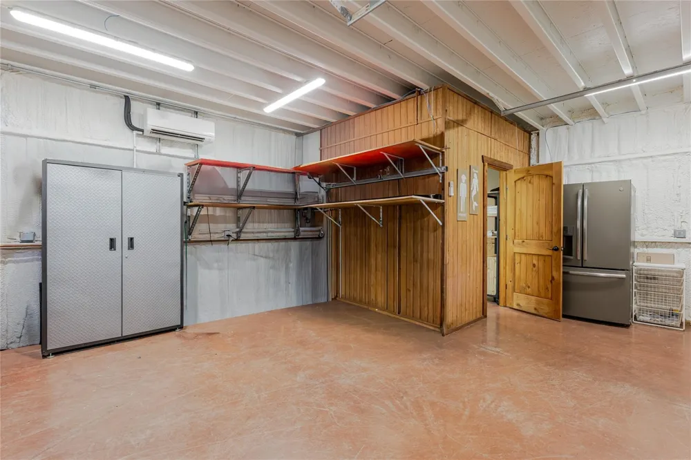 1601 Forum Circle #156 Graford, TX 76449