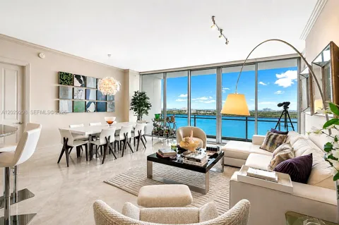 10295 Collins Ave #1606