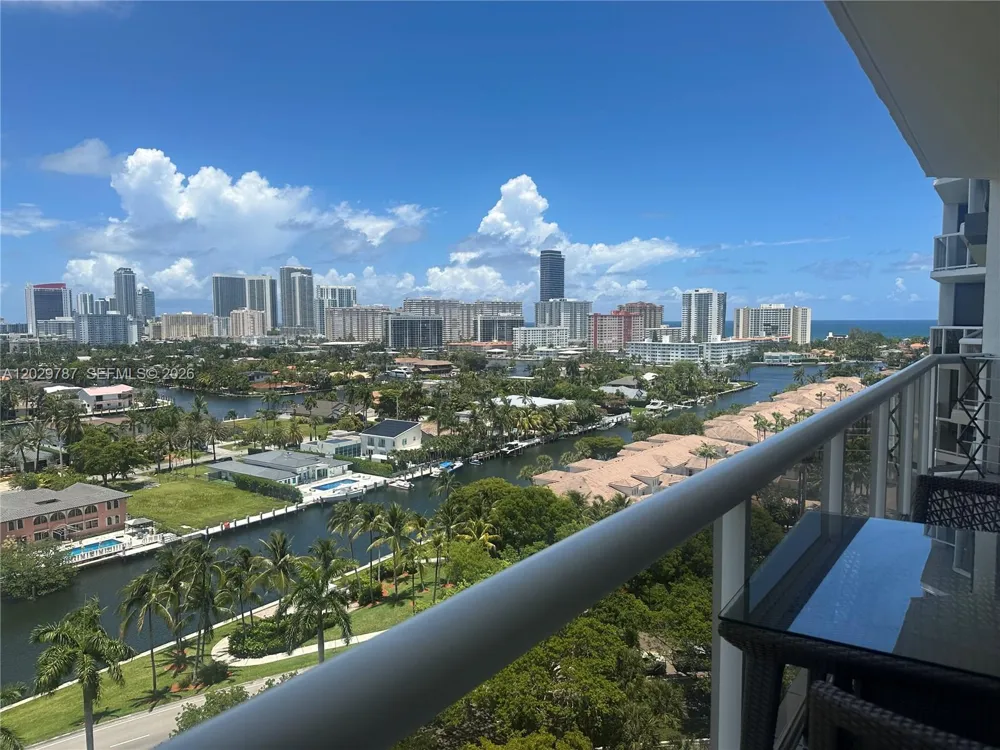 3640 Yacht Club Dr #1403