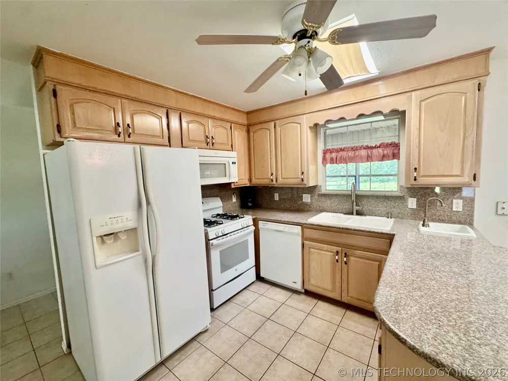 23654 State Hwy 32 Marietta, OK 73430