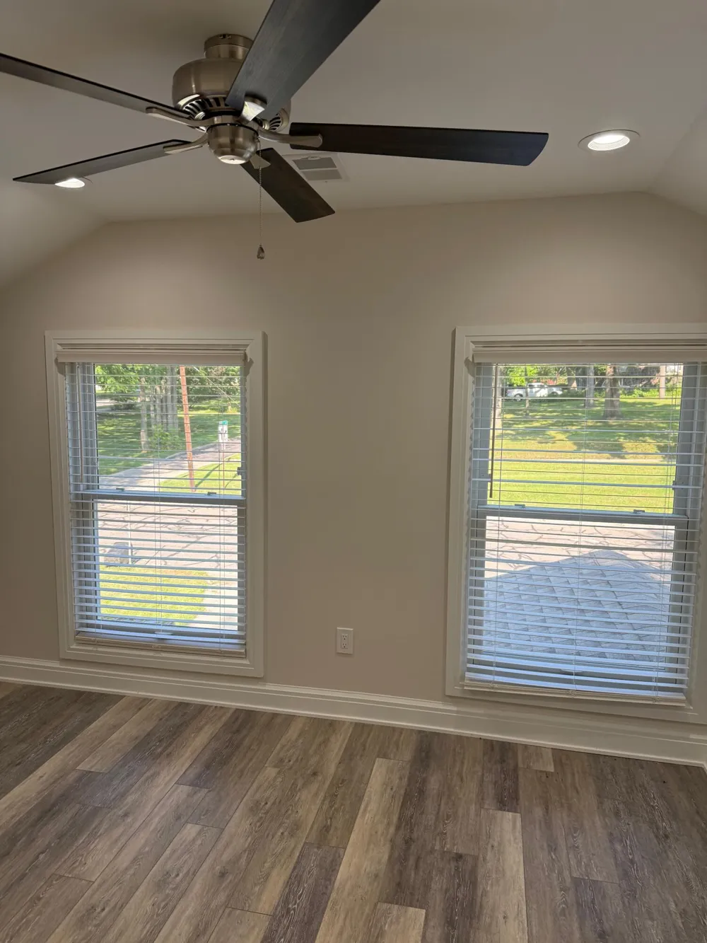 627 River #3 Ypsilanti City, MI 48198