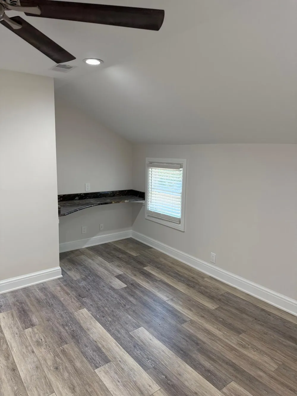 627 River #3 Ypsilanti City, MI 48198