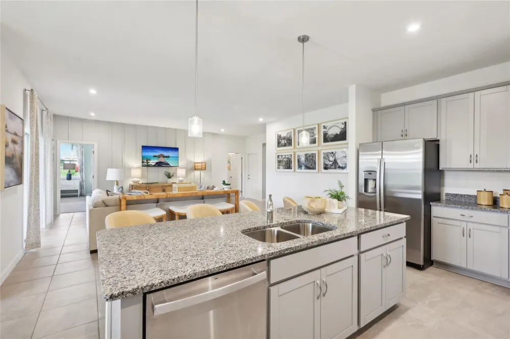 12825 TROVITA DRIVE Grand Island, FL 32735