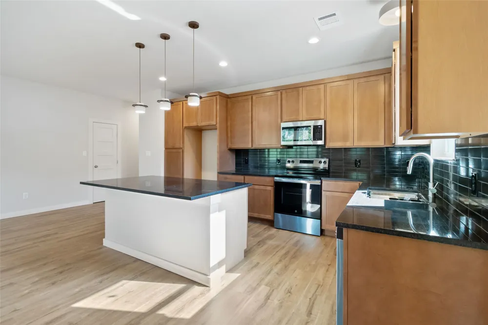 150 Palikea Court Bastrop, TX 78602