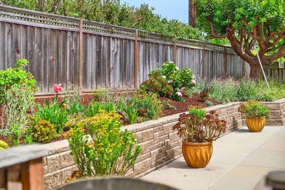 13140 Heritage Circle Royal Oaks, CA 95076