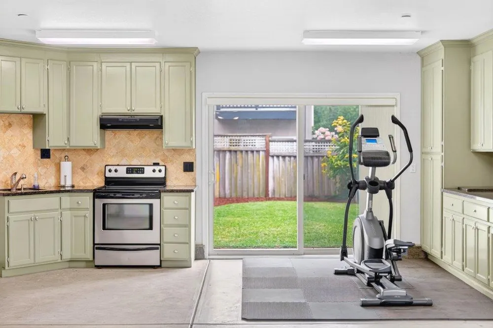 13140 Heritage Circle Royal Oaks, CA 95076