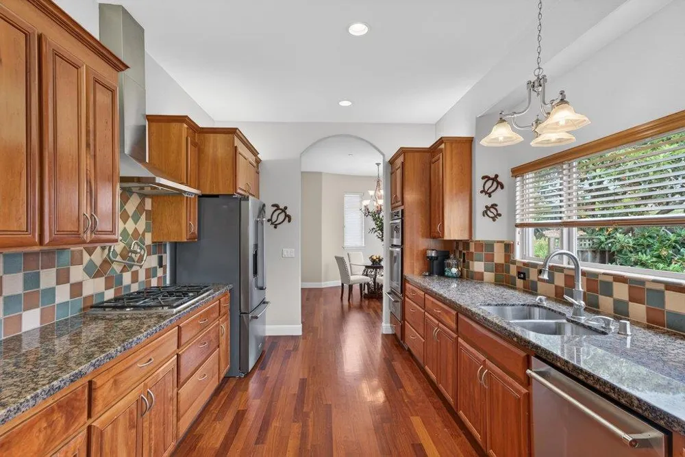 13140 Heritage Circle Royal Oaks, CA 95076