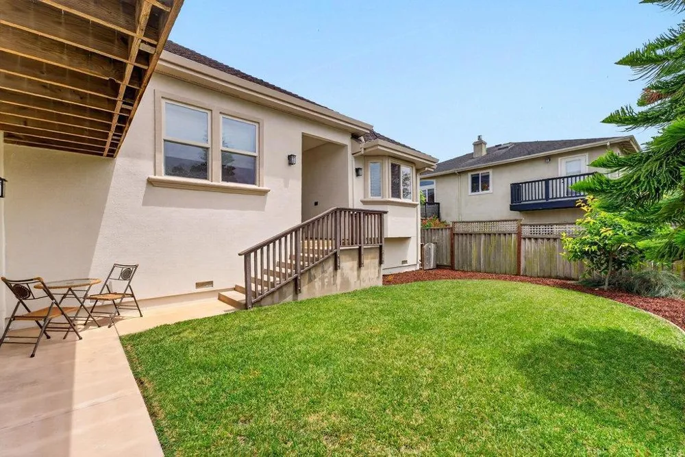 13140 Heritage Circle Royal Oaks, CA 95076