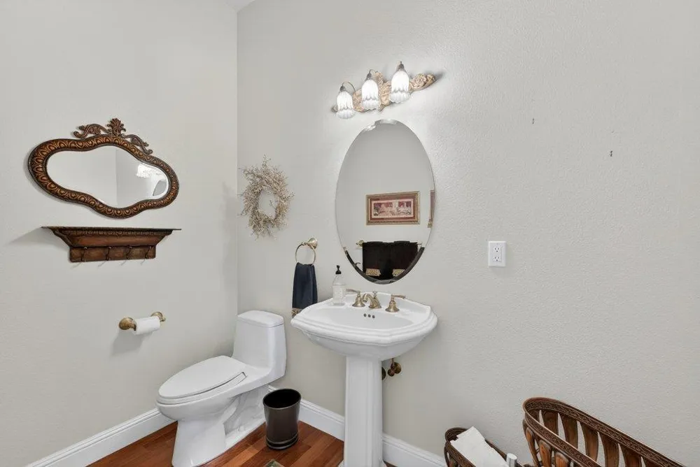 13140 Heritage Circle Royal Oaks, CA 95076