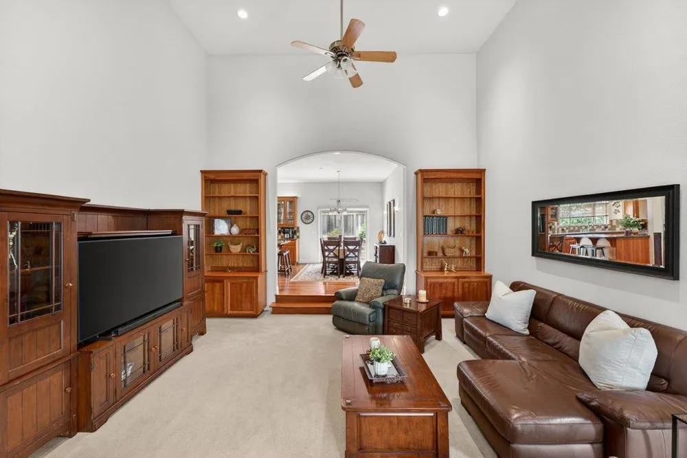 13140 Heritage Circle Royal Oaks, CA 95076