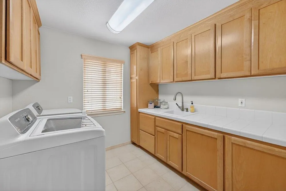 13140 Heritage Circle Royal Oaks, CA 95076
