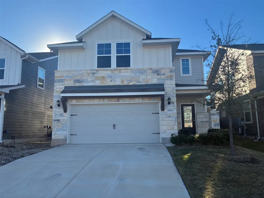 2509 Berryville Lane