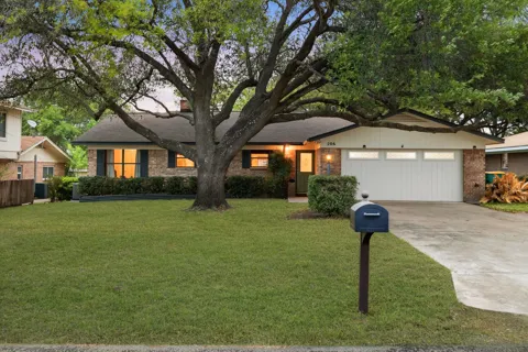 206 E Pheasant Road