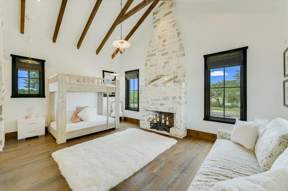Address Not Shown Dripping Springs, TX 78620