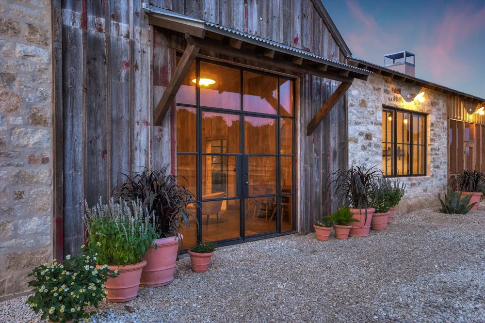 Address Not Shown Dripping Springs, TX 78620
