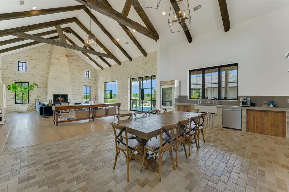 Address Not Shown Dripping Springs, TX 78620